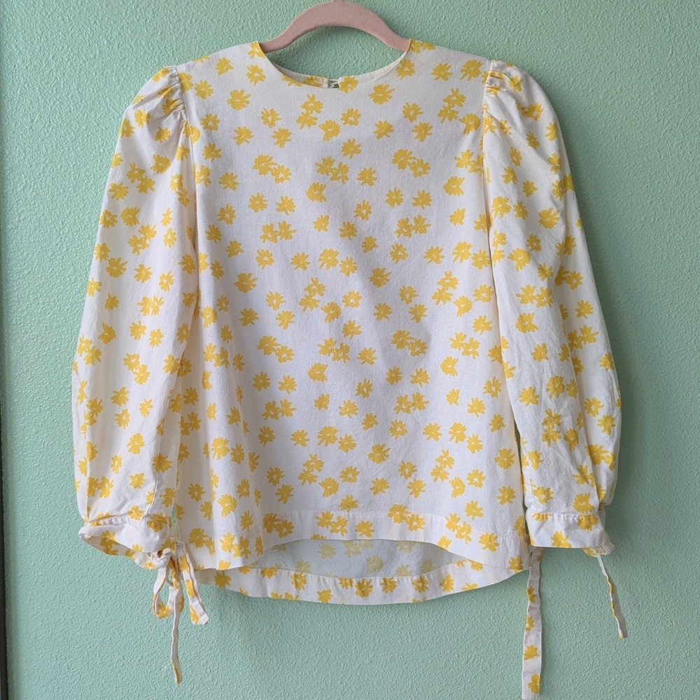 SoonSu Yellow Floral Puff Sleeve Tie Cuff Blouse White Small Cottagecore Boho